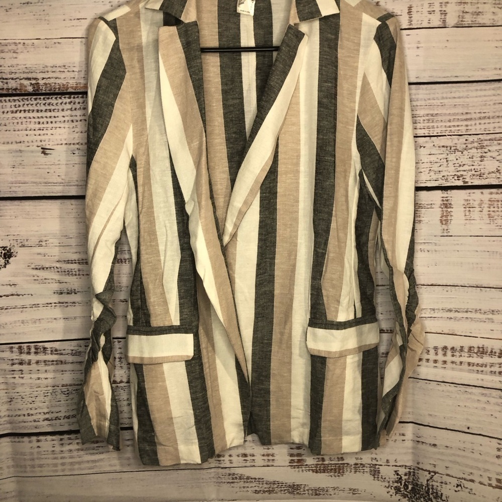 Venus Striped Blazer - Gray, Cream, Tan - Picture 11 of 15